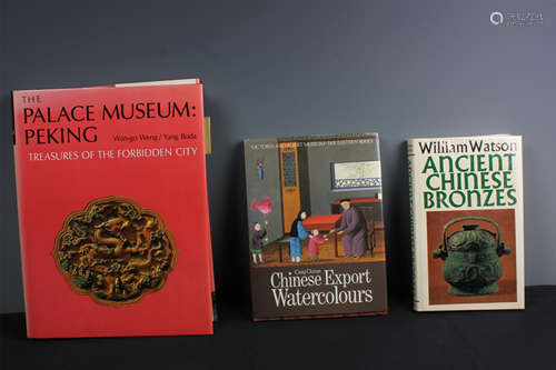 Three Editions of English Book in the 1960s-1970s