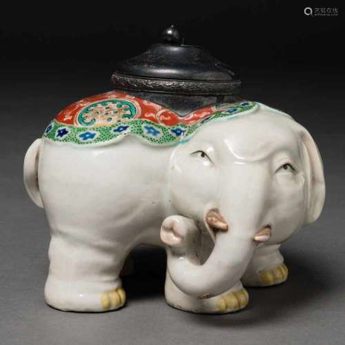 Tintero en porcelana china de compañía de Indias. Siglo XIXPresenta en el interior pozito de