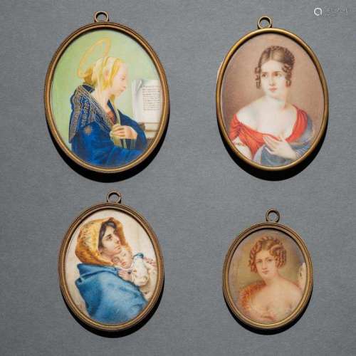 Conjunto de cuatro miniaturas ovaladas sobre marfil del siglo XIX9 x 7 cms. (Virgen Ovalada) 6 x 5