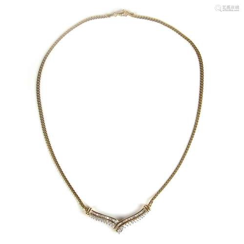 18 ct yellow gold diamond V-pendant necklace.