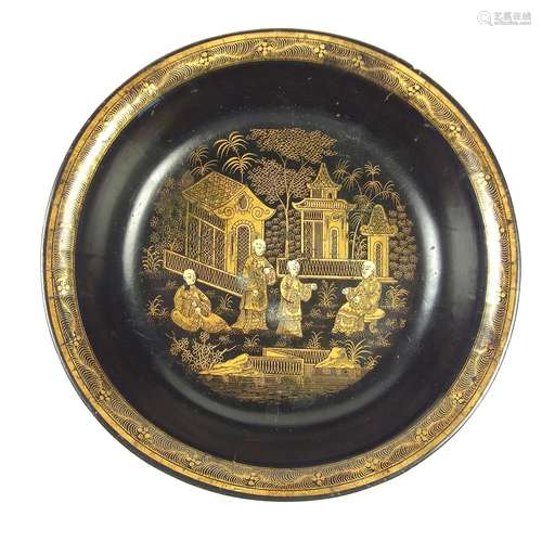 A Chinese gilt decorated black lacquered bowl, 19th century.