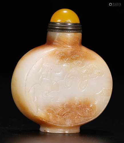 HETIAN JADE SNUFF BOTTLE