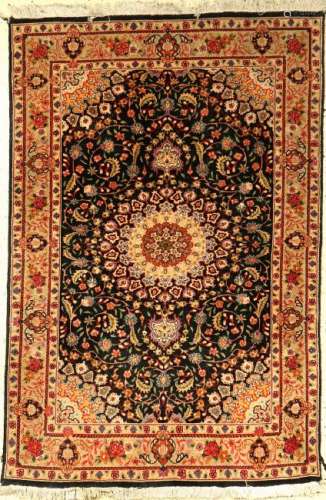 Tabriz 'Part-Silk' Rug,