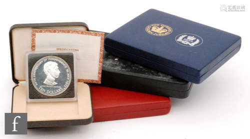 Elizabeth II - A four silver proof coin and ingot set for The Queen Elizabeth II collection 1972-1981, a gold plated cased set for the Queens Silver Jubilee, a Bahamas island proof set and a ten dollar silver proof coin, cased (4)