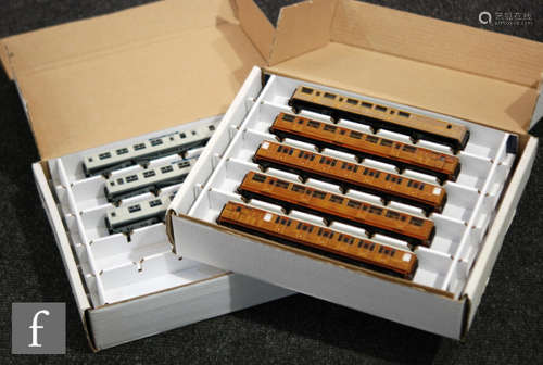 A collection of eighteen OO gauge LNER coaches, mostly teak examples but includes three Silver Jubilee, unboxed. (18) AMENDMENT: Some boxes have now been added to this lot.