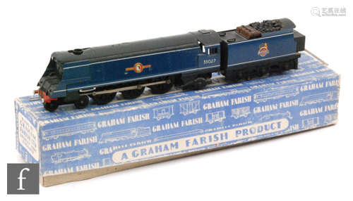 An OO gauge Graham Farish Merchant Navy Class streamlined 4-6-2 locomotive and tender, BR blue 'Port Line 35027', boxed with original instructions.