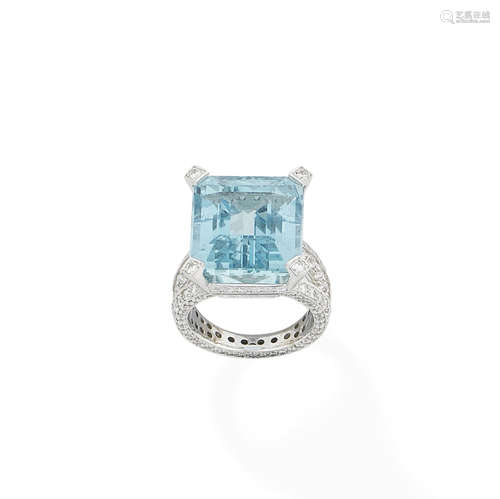 An aquamarine and diamond ring