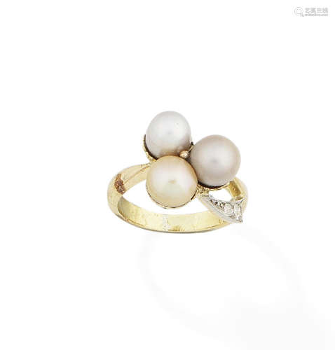 A natural pearl and diamond ring