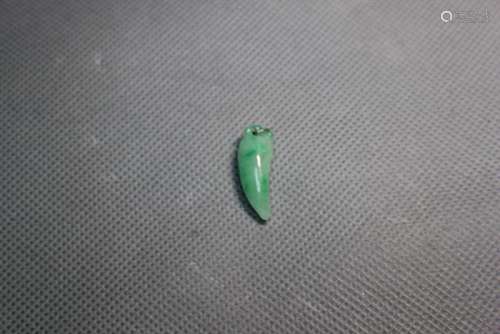 JADEITE PENDAT