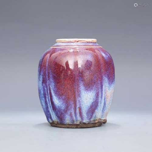 Qing Dynasty kiln change cowpea red melon edge jar
