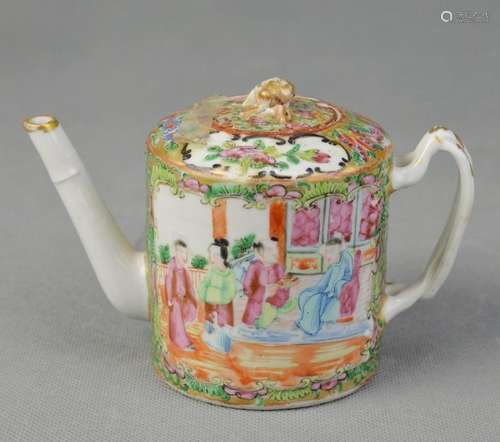 A Hand-painted Famille Rose Teapot with Flowers & Birds