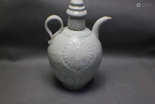 misty blue wine pot