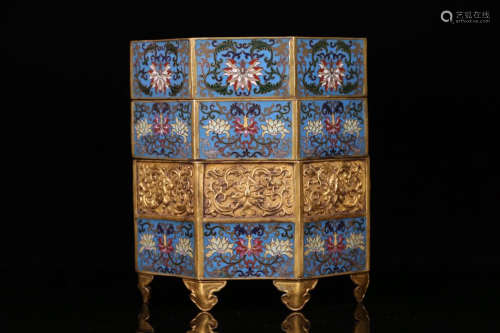 A CLOISONNE BOX WITH DRAGON CARVING
