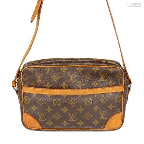 LOUIS VUITTON - a Monogram Trocadero handbag. Featuring