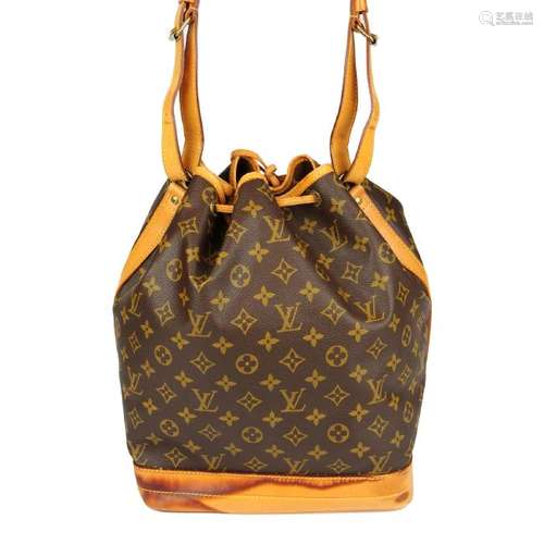 LOUIS VUITTON - a Monogram Noe GM bucket handbag.