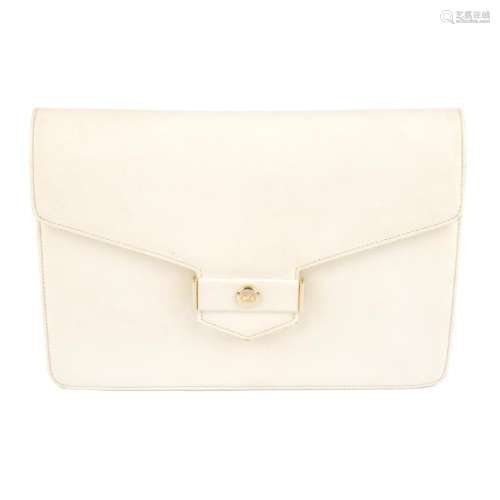 CHRISTIAN DIOR - a vintage white leather handbag.