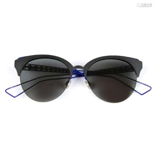 CHRISTIAN DIOR - a pair of Diorama Club sunglasses.