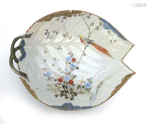 A Japanese 'Ishime-Yaki' leaf shaped dish by Kansan, w.