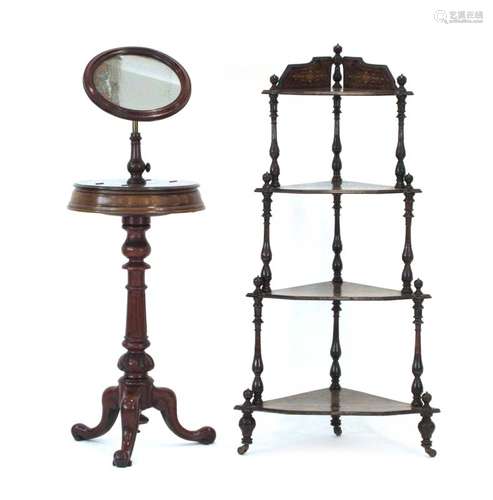 An Edwardian mahogany gentleman's shaving stand,