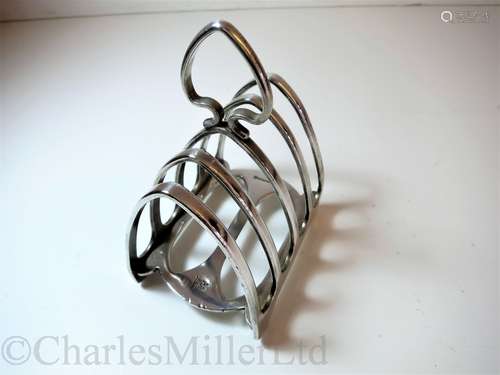 ANCHOR LINE: A TOAST RACK BY ELKINGTON PLATE, CIRCA 1925