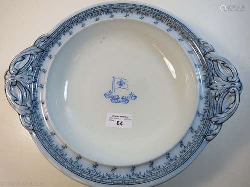 KNIGHT LINE: AN OVAL SERVING PLATE BY D.A.S. NESBITT & CO. LIVERPOOL, 1895