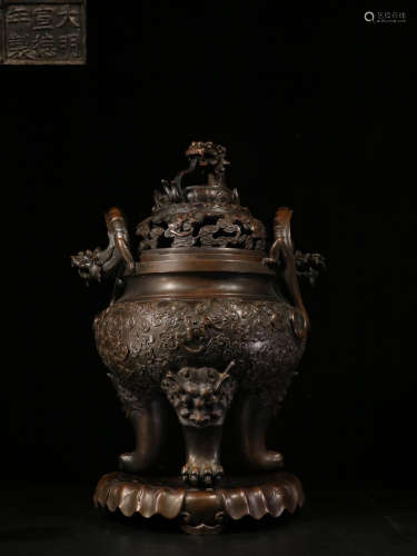 A XUANDE MARK COPPER TRIPOD CENSER OF BEAST CARVING