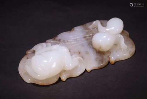 HETIAN JADE FROG ORNAMENT