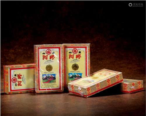 1993-1994年福牌阿胶（精装） 数量：5盒