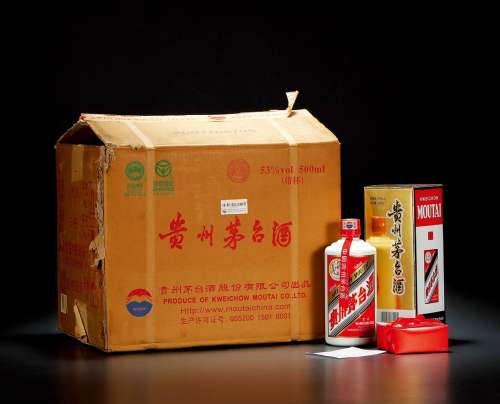 2007年贵州茅台酒（原箱） 数量：12瓶 度数：53% 容量：500ml