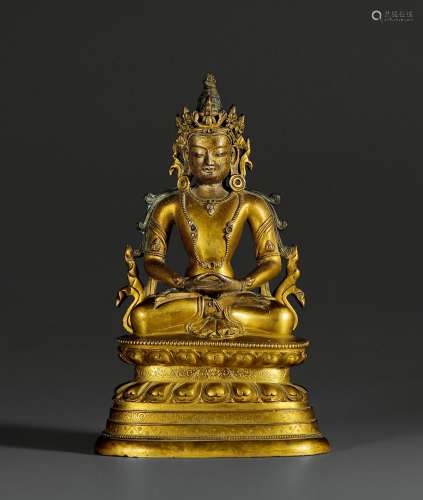 清雍正·铜鎏金无量寿佛坐像 YONGZHENG PERIOD, QING DYNASTY A GILT-BRONZE FIGURE OF AMITABHA