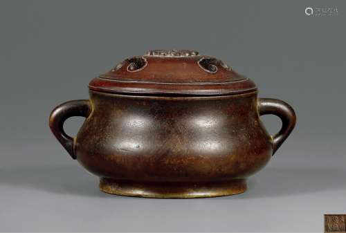 清·大明宣德年制款炉 QING DYNASTY A BRONZE CENSER WITH ‘XUANDE’ MARK