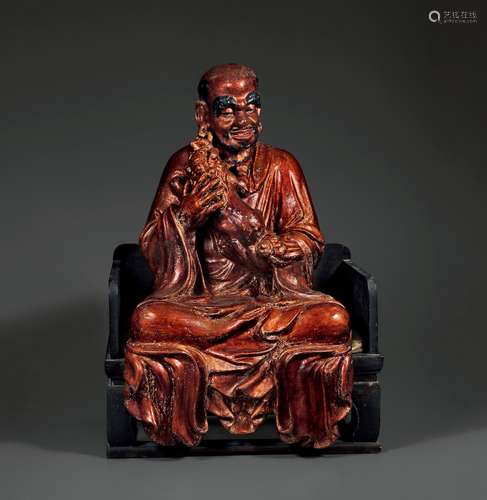 清·木胎罗汉坐像 QING DYNASTY A WOOD FIGURE OF ARHAT