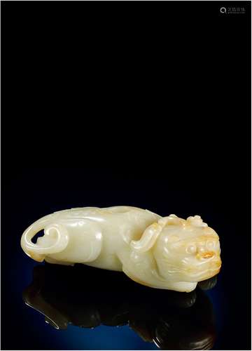 明·白玉红沁瑞兽砚滴 MING DYNASTY  A RUSSET WHITE JADE 'BEAST' BRUSHPOT