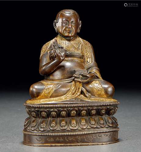 清·铜鎏金上师佛像 QING DYNASTY  A GILT-BRONZE FIGURE OF GURUDEVA