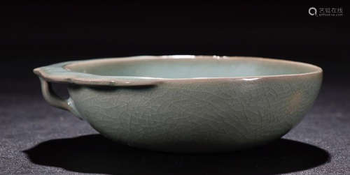 A RUYAO BLUE GLAZE BRUSH WASHER