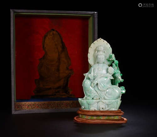 A JADEITE RUYI GUANYIN BUDDHA