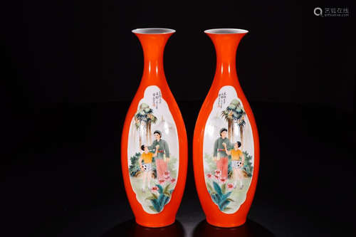 A PAIR OF UNDERGLAZED VASE IN PORTRAIT SCENE