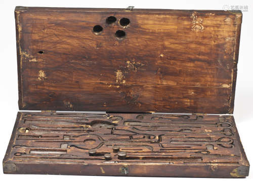 SURGICAL CHEST