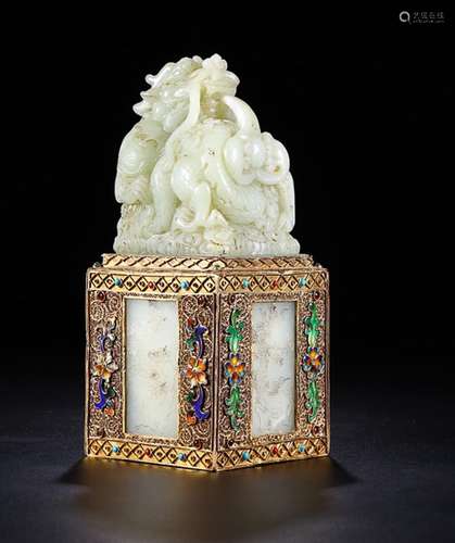 SILVER GILT HETIAN JADE DRAGON SQUARE SEAL