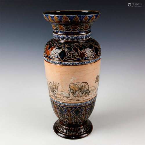 DOULTON LAMBETH HANNAH BARLOW INCISED DECORATION VASE