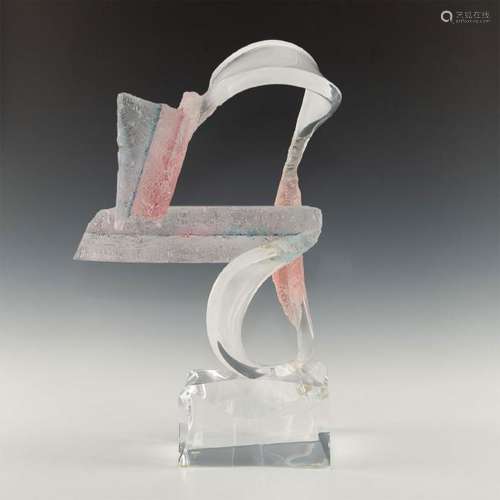 CONTEMPORARY ACRYLIC ABSTRACT SCULPTURE