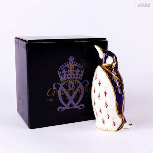 ROYAL CROWN DERBY ANIMAL FIGURINE, IMARI PENGUIN