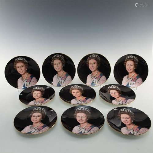 10 CROWN STAFFORDSHIRE PLATES QUEEN ELIZABETH II