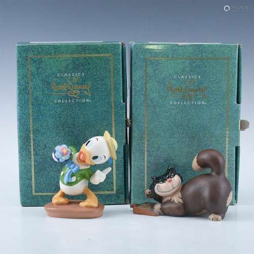 GROUP, 2 DISNEY CLASSICS FIGURINES, VARIOUS