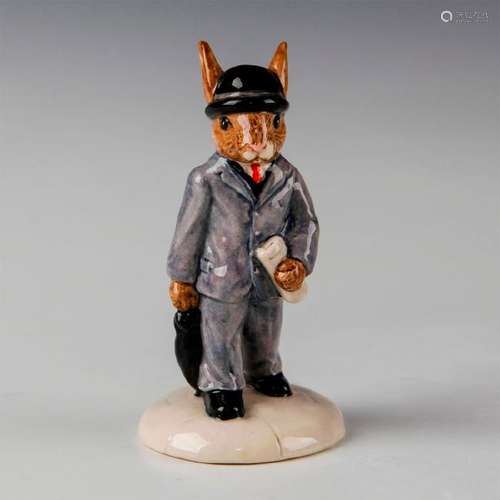 ROYAL DOULTON BUNNYKINS FIGURINE BUSINESSMAN DB203