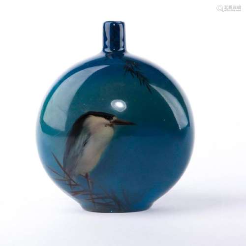 ROYAL DOULTON TITANIAN VASE, NIGHT HERON