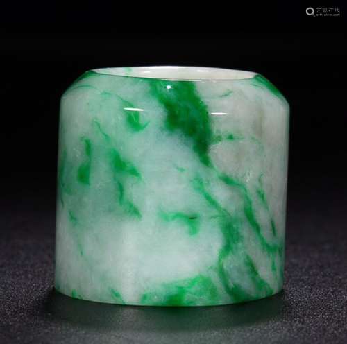 JADEITE & GREEN RING