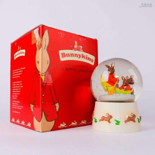 ROYAL DOULTON BUNNYKINS FUN ON THE WATER SNOW GLOBE