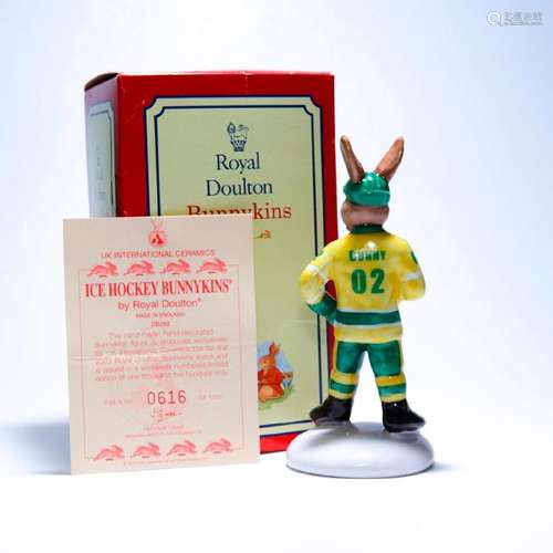 ROYAL DOULTON BUNNYKINS FIGURINE ICE HOCKEY DB282