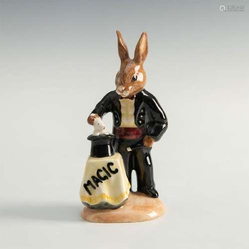 ROYAL DOULTON BUNNYKINS FIGURINE MAGICIAN DB126